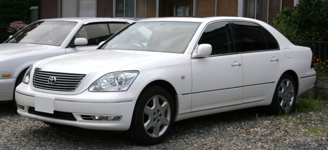 2003-2006_Toyota_Celsior